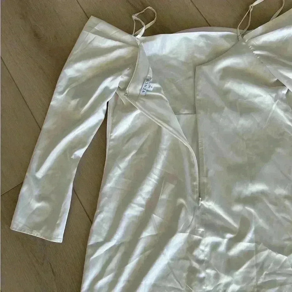 Venus Cowl Neck mini Dress off white silky straps long sleeves lined sz 8 hoco - Picture 10 of 11